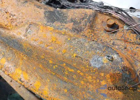 2013 Chevrolet Tahoe Ltz from USA, damaged, VIN 1GNSCCE00DR265939